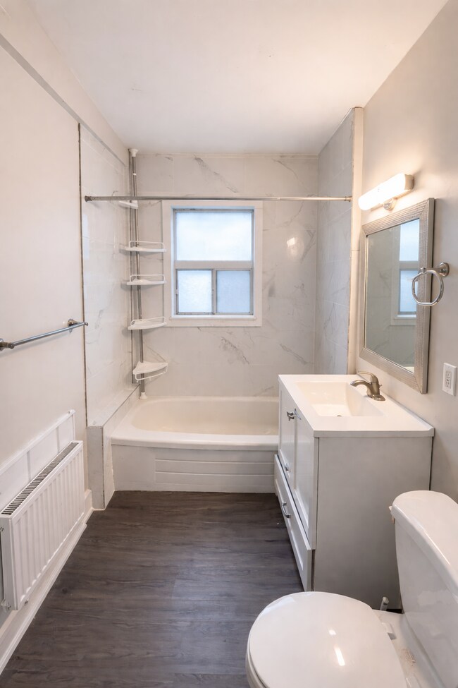 Photo - 292 Welland Ave Unité 5