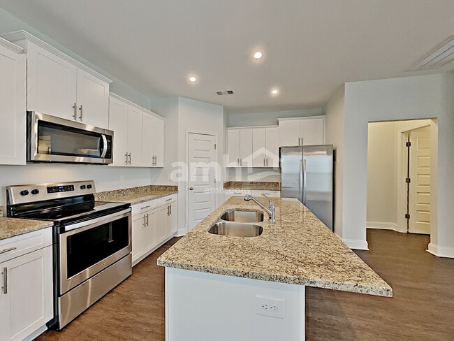 Photo - 5502 Central Grove Sq