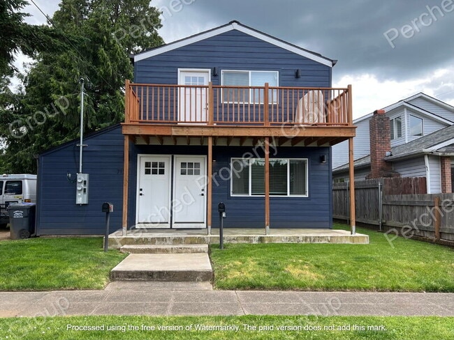 Building Photo - 7134 N Amherst St Rental
