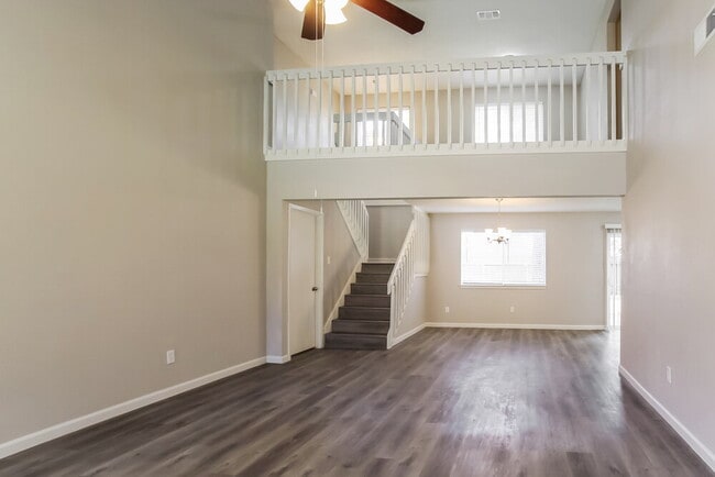 Photo - 4310 Shalom Creek Ln