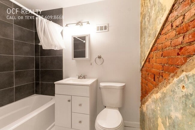 Photo - 1516 Addison St