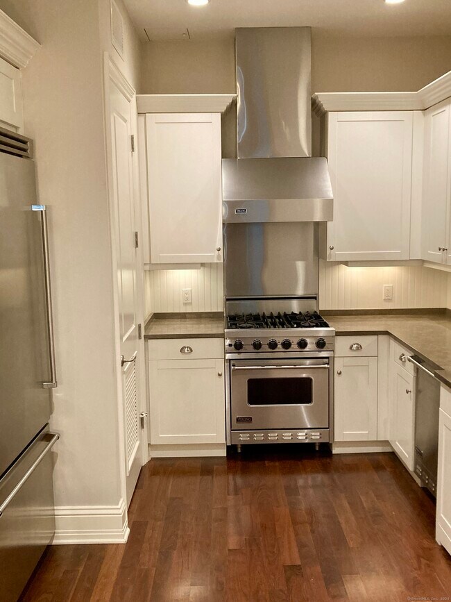 Photo - 50 Stone Ridge Way Unit APT 1A