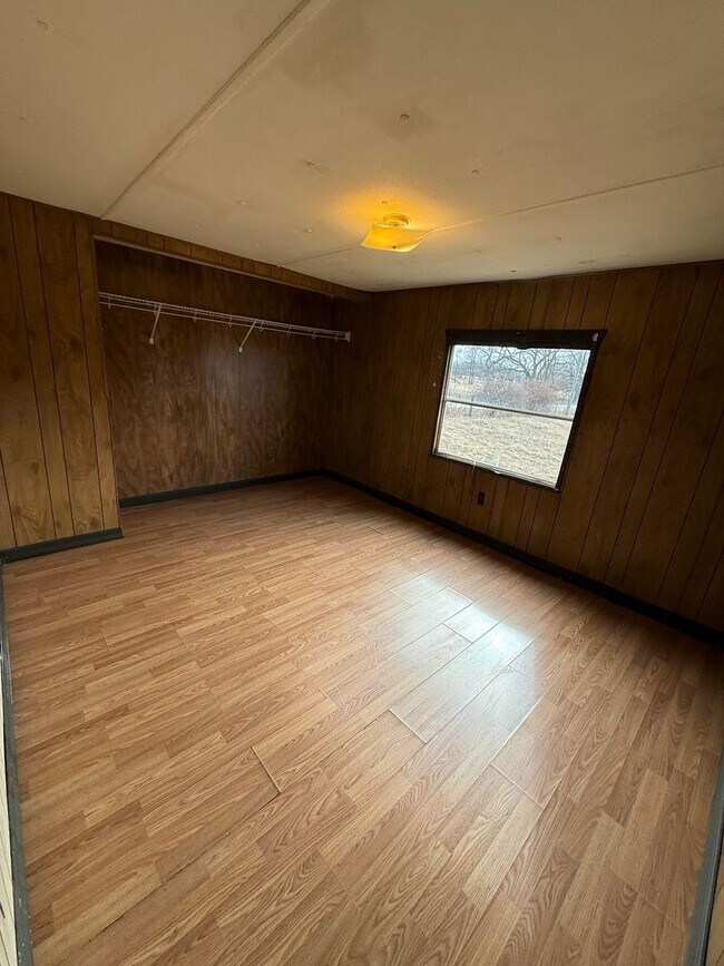 Photo - Cozy 2-Bedroom Home with Country Living – Diamond, MO