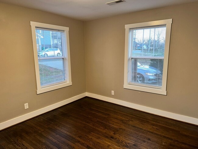 Photo - Beautiful 2 Bedroom Belmont Bungalow