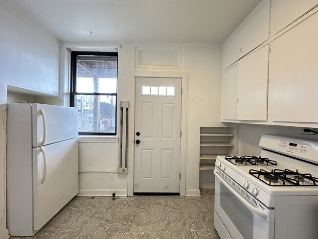 Photo - 4333 N Wolcott Ave Unit 4333 N Wolcott