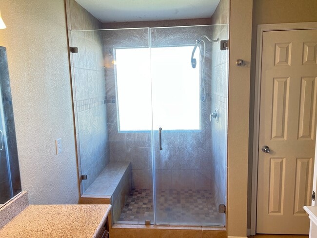 Photo - 2030 Waverly Glend Dr