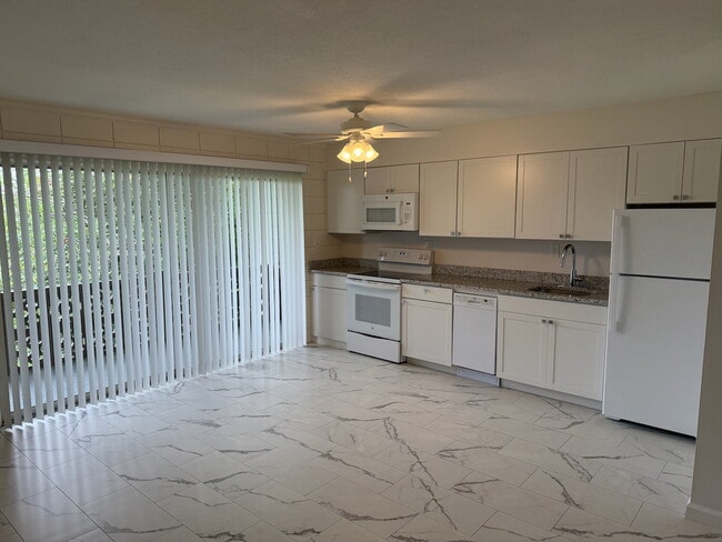 Kitchen with Dishwasher