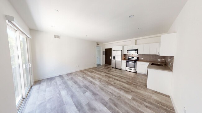 Photo - 12905 Landale Street