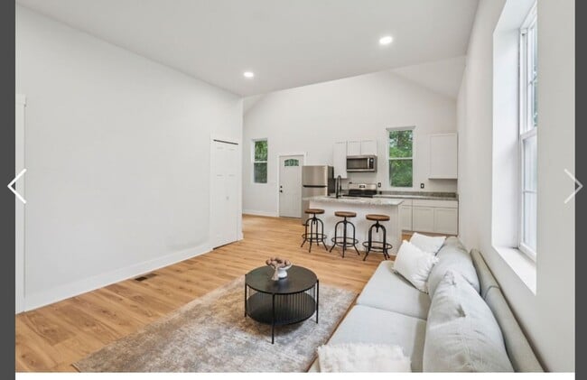 Photo - Spacious Five Bedroom Single Family Home N...