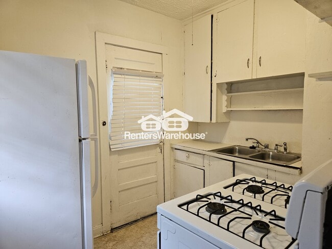 Photo - 1525 32nd St