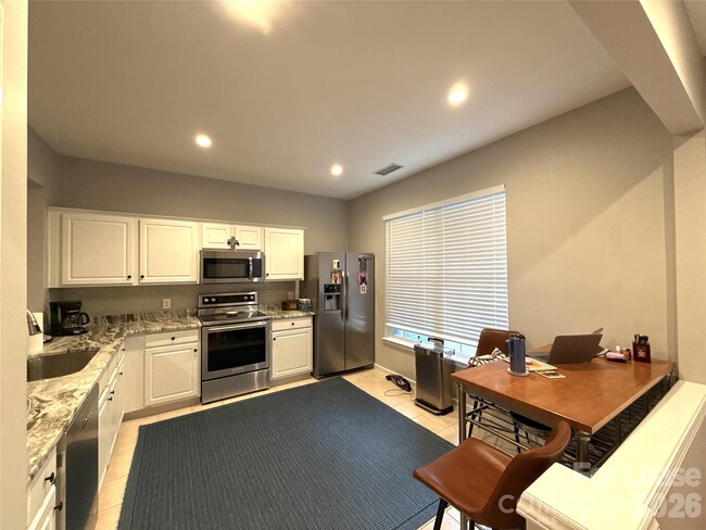 Photo - 6941 Rothchild Dr