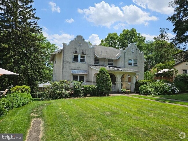 Building Photo - 507 N 25th St Rental