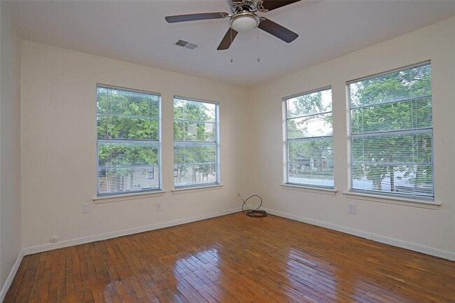 Photo - 701 1/2 Highland Street Unit 3