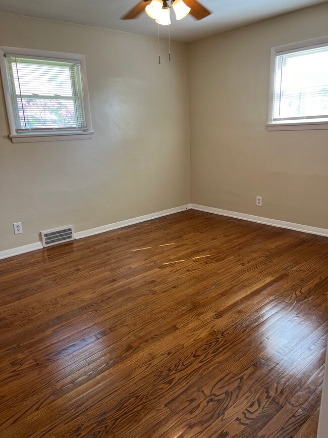 Photo - 695 Afton Ave