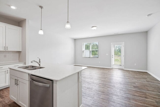 Photo - 3 Bedroom END unit Townhome in Clayton