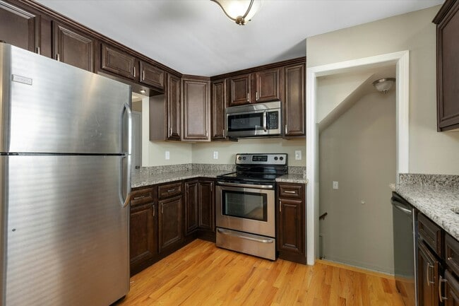 Photo - 3411 Chester Rd