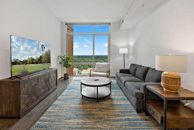 Building Photo - 1720 Saic Dr Unit SI ID1473414P