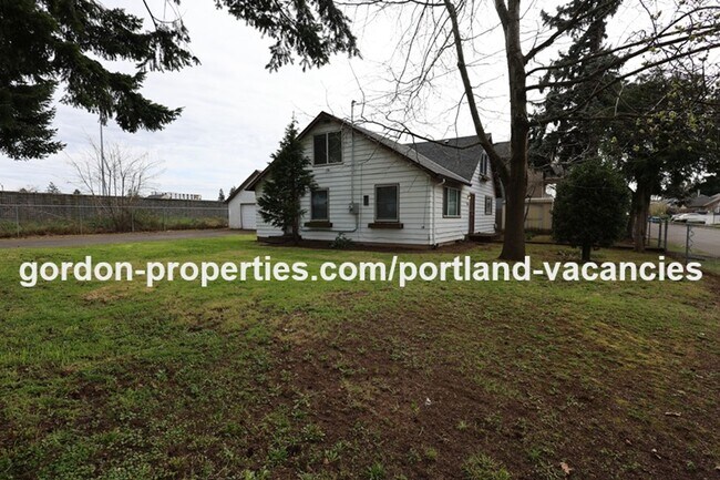 Photo - NE 94th Ave - Vintage Montavilla 2 bedroom house