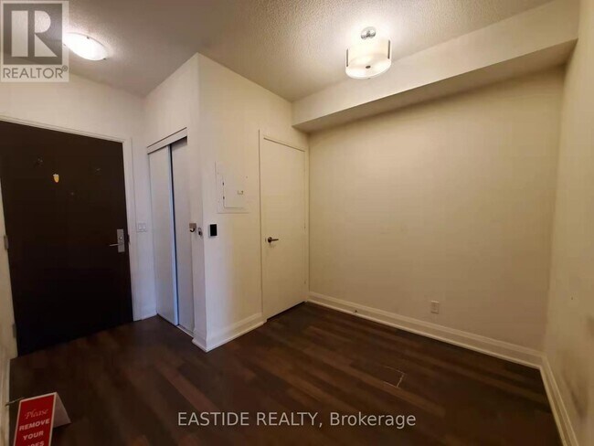 Photo - 68 Canterbury Pl Unité 1811