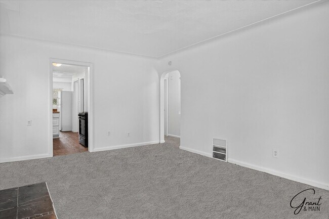 Photo - 14800 Tacoma St