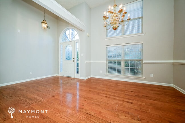 Photo - 35 Trelawney Trce