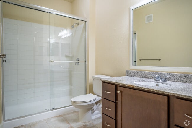 3BR, 2BA - 1,513SF - Bathroom