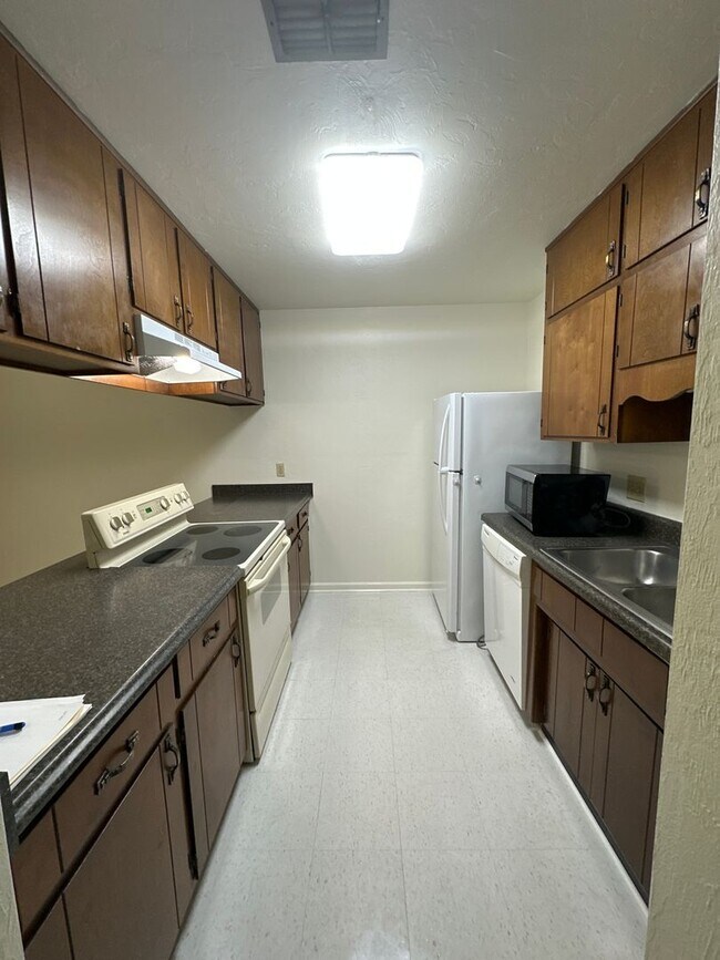 Photo - 3708 Donovan Dr Unit 3708 Donavan Drive  C