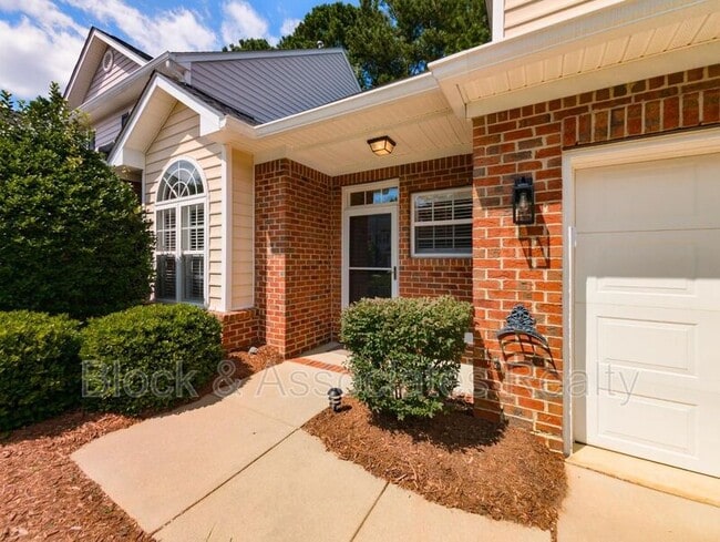Photo - 2007 White Pond Ct