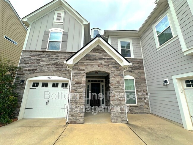 Photo - 1007 Anatrella Ln NW