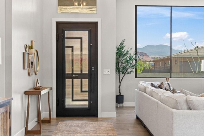 Photo - Beautiful 4 Bedroom Home!