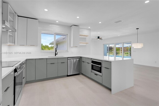 Photo - 9125 SE Karin St