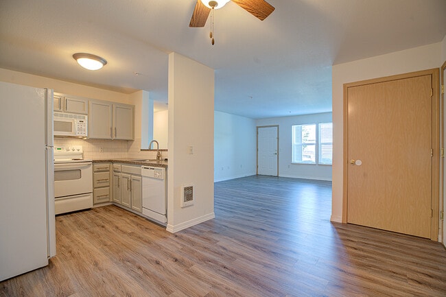 Eola Heights Apartments