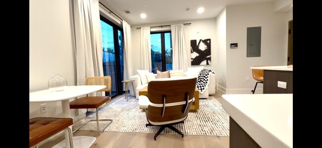 Photo - 3934 14th St NW Unit 102