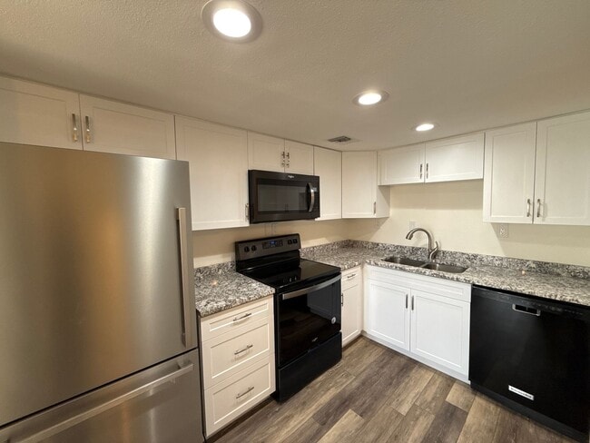 Photo - 1131 Tapadero Dr