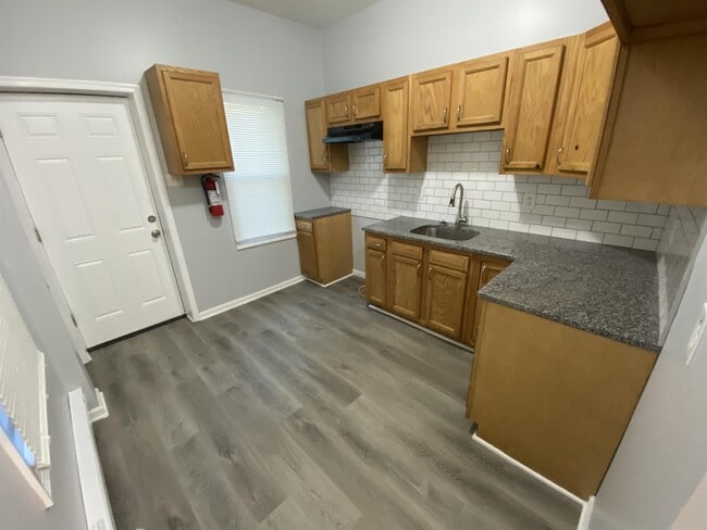 Photo - 1138 Princess Ave