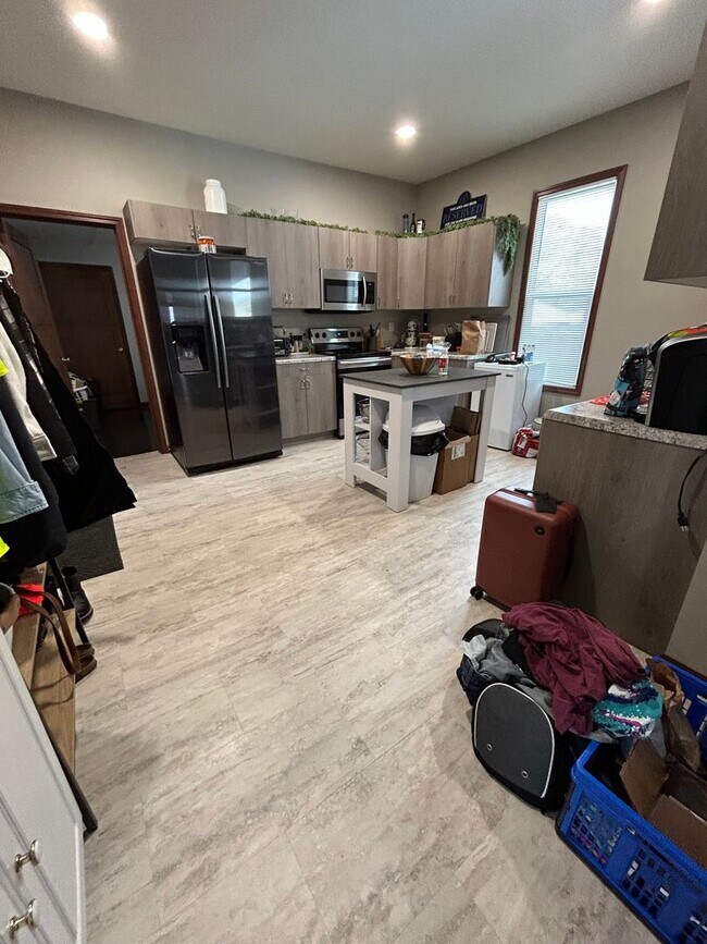 Photo - 1344 Charles St Unit 1342