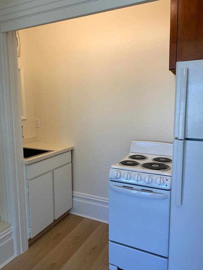 Photo - 2411 Octavia Street Unit Apt. #4