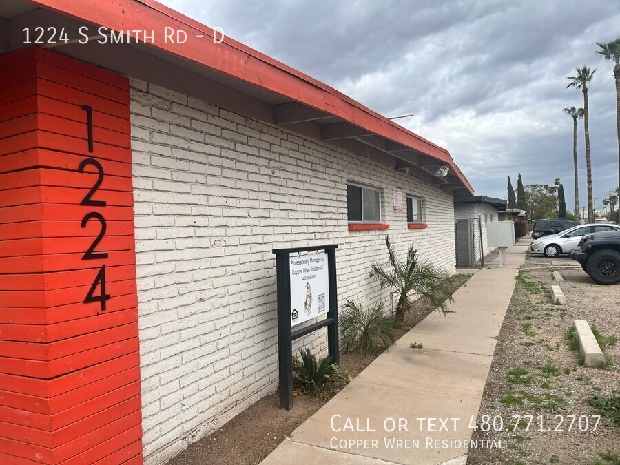 Photo - 1224 S Smith Rd Unit D