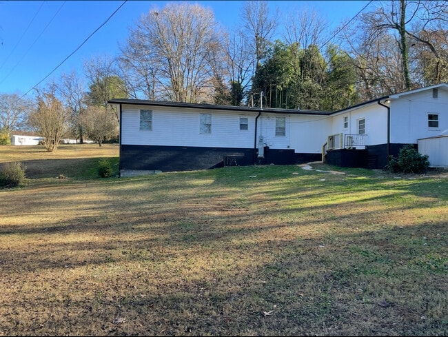 Photo - 3009 Cox Ln Unit A