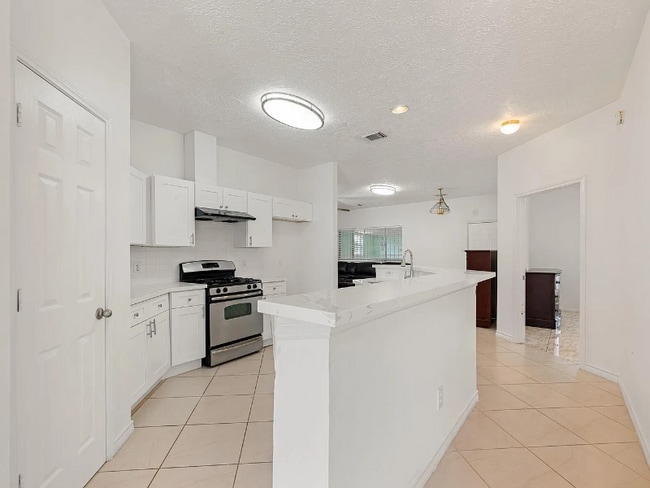 Photo - 13530 Carruth Ln