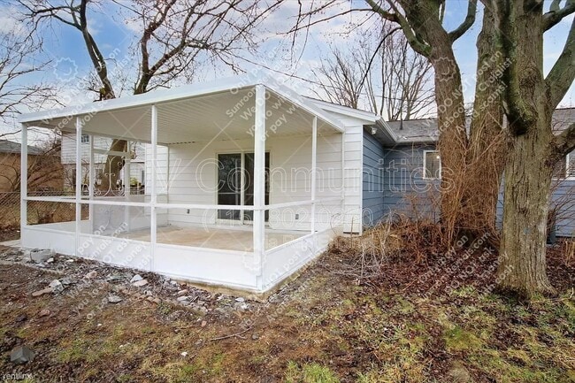 Photo - 2158 Waldorf Rd
