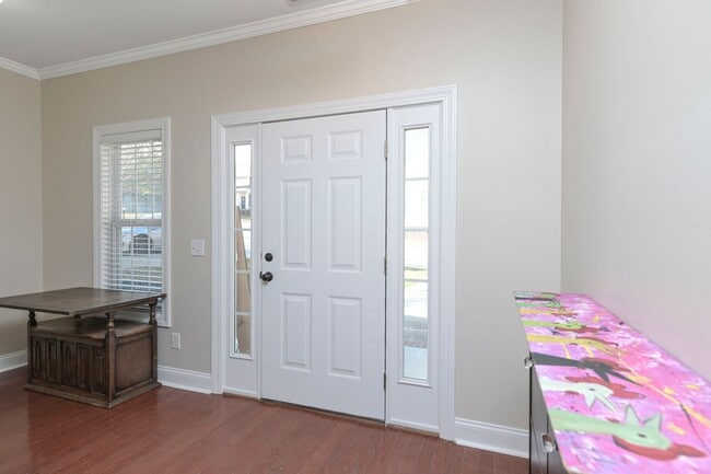 203 Naples Ave