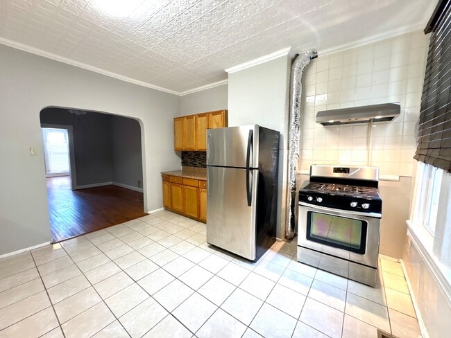 Photo - 2507 W Fayette St