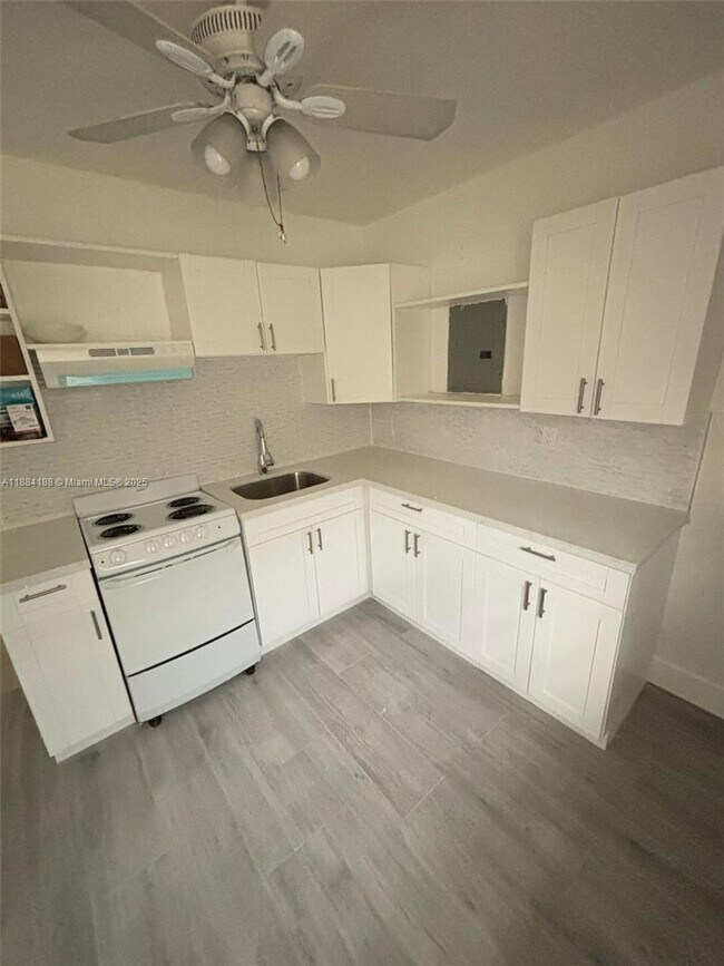 Building Photo - 6920 NW 6th Ct Unit 2 Rental