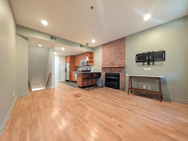 Photo - 128 Bright St Unit 1A