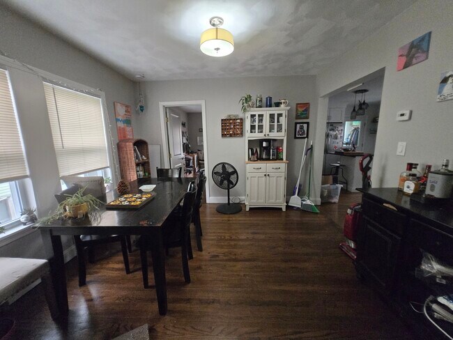 Photo - 16 Rice Ave Unit Apt 2