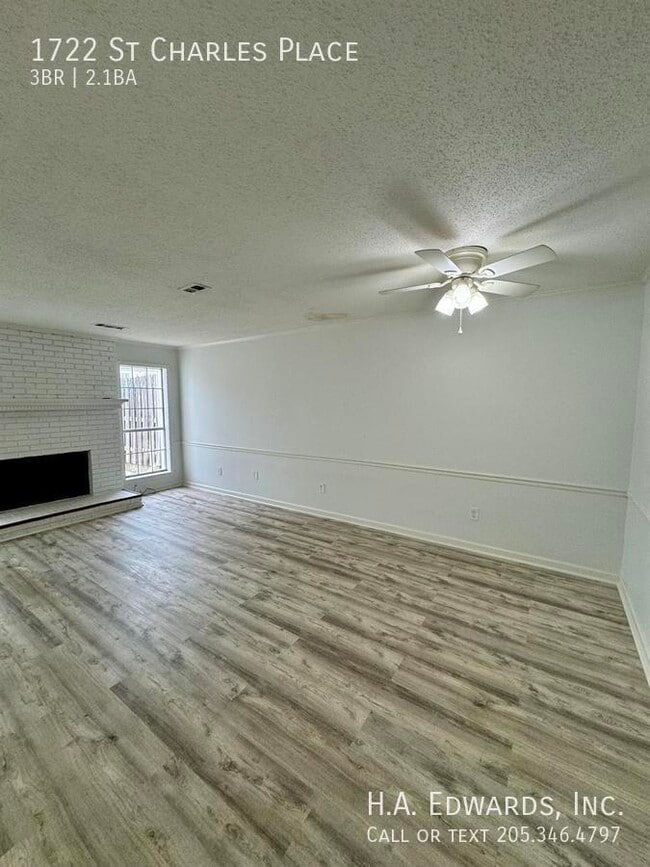 Photo - 1722 St Charles Pl