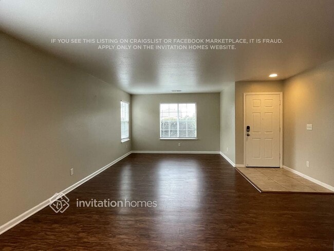 Photo - 3461 Presley Ave