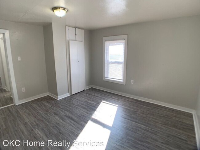 Photo - 2 br, 1 bath House - 3232 Pioneer