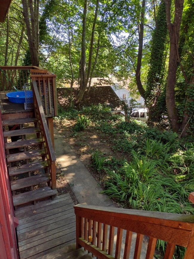Photo - 1039 Vine Ave